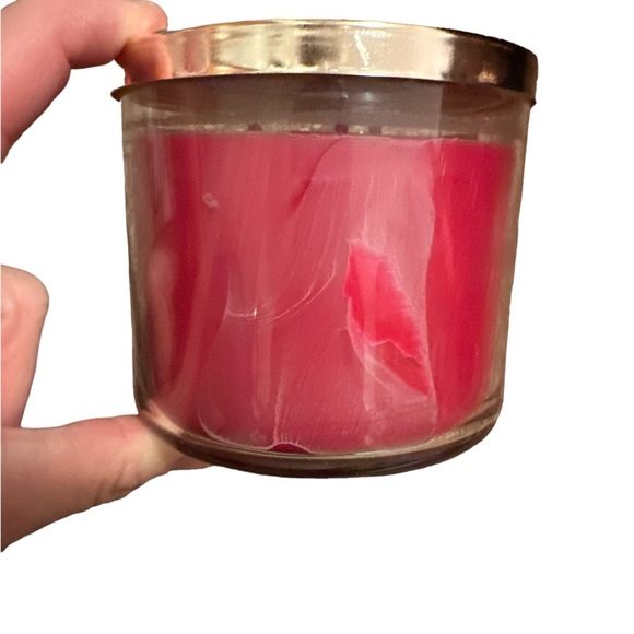 Bath and Body Works 3 Wick Candle Frosted Cranberry, New With Cosmetic Flaws. - Picture 3 of 6